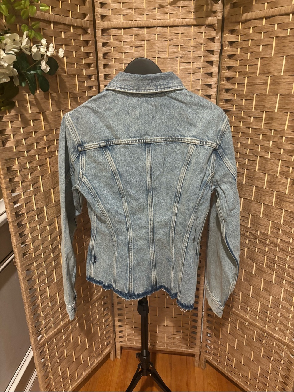 7 For All Mankind Light Blue Washed Denim Jacket - Picture 2 of 7
